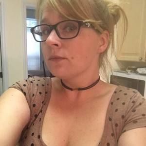 Meet your Posher, Lacey